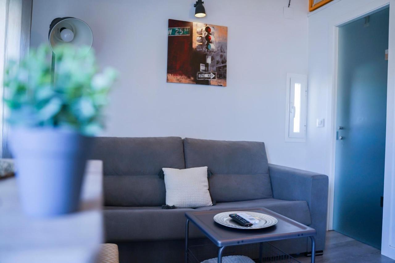 Apartamentos Suites Cariatide Plasencia Ngoại thất bức ảnh
