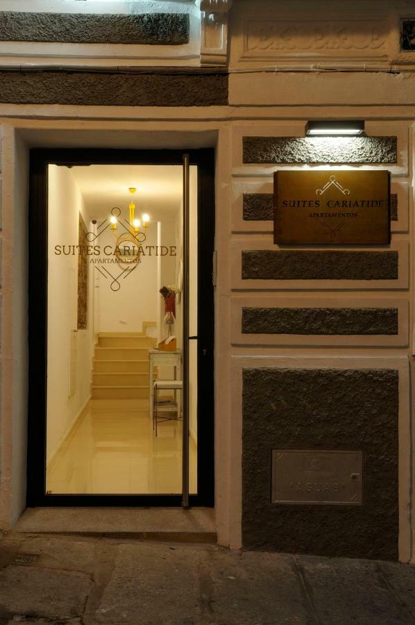 Apartamentos Suites Cariatide Plasencia Ngoại thất bức ảnh